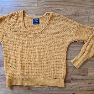 Abercrombie & Fitch Mustard Yellow Boucle Knit Sweater – Size M